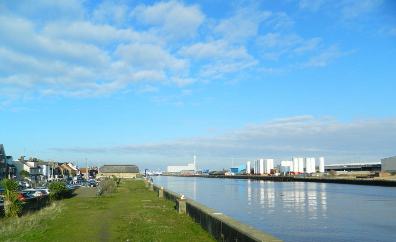 'Harbour View' On The River By Gorleston'S Award Winning Beach - Pet Free! Eksteriør bilde